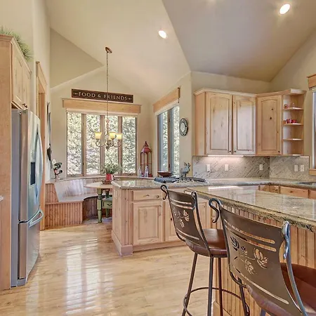 170 Elk Circle Condo
